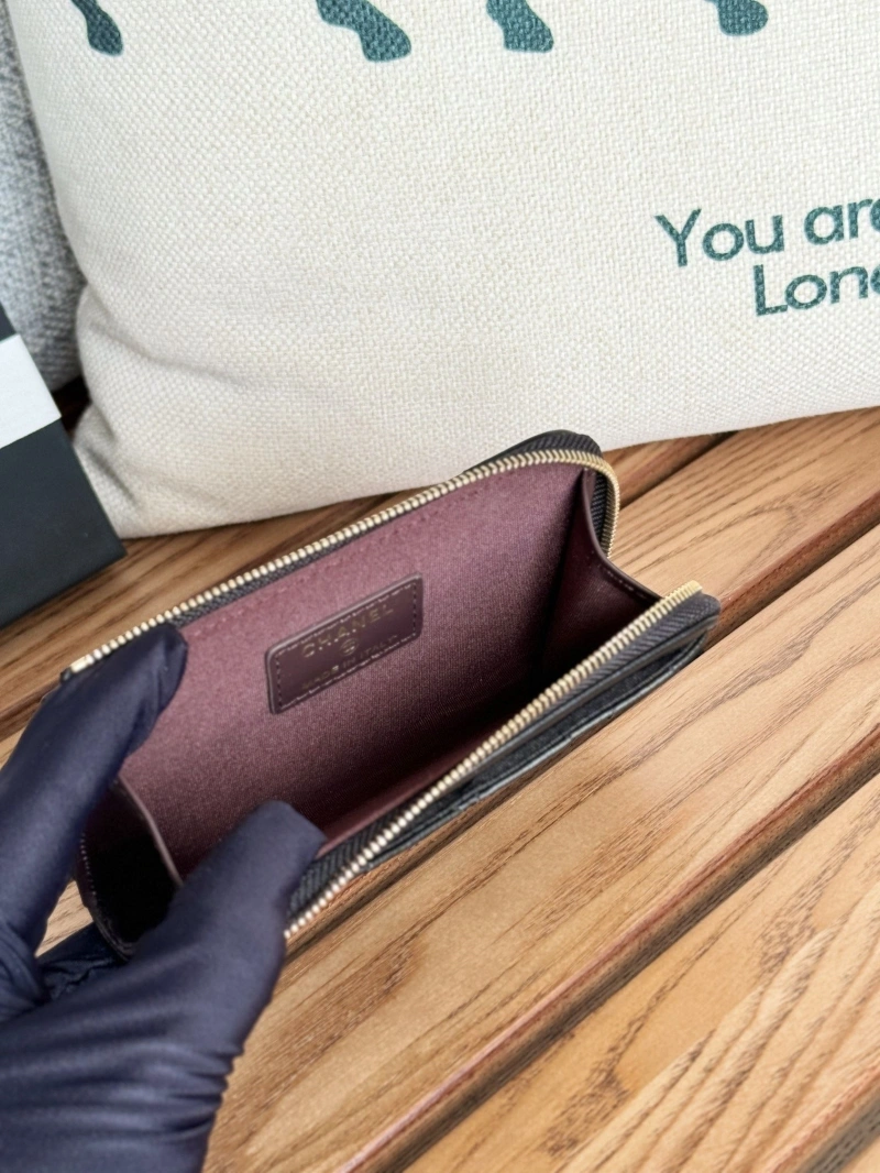 Ch**el wallets 4081-0248