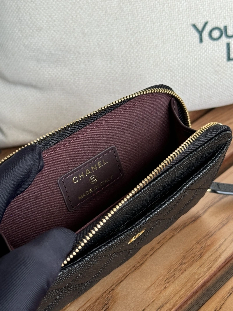 Ch**el wallets 4081-0249