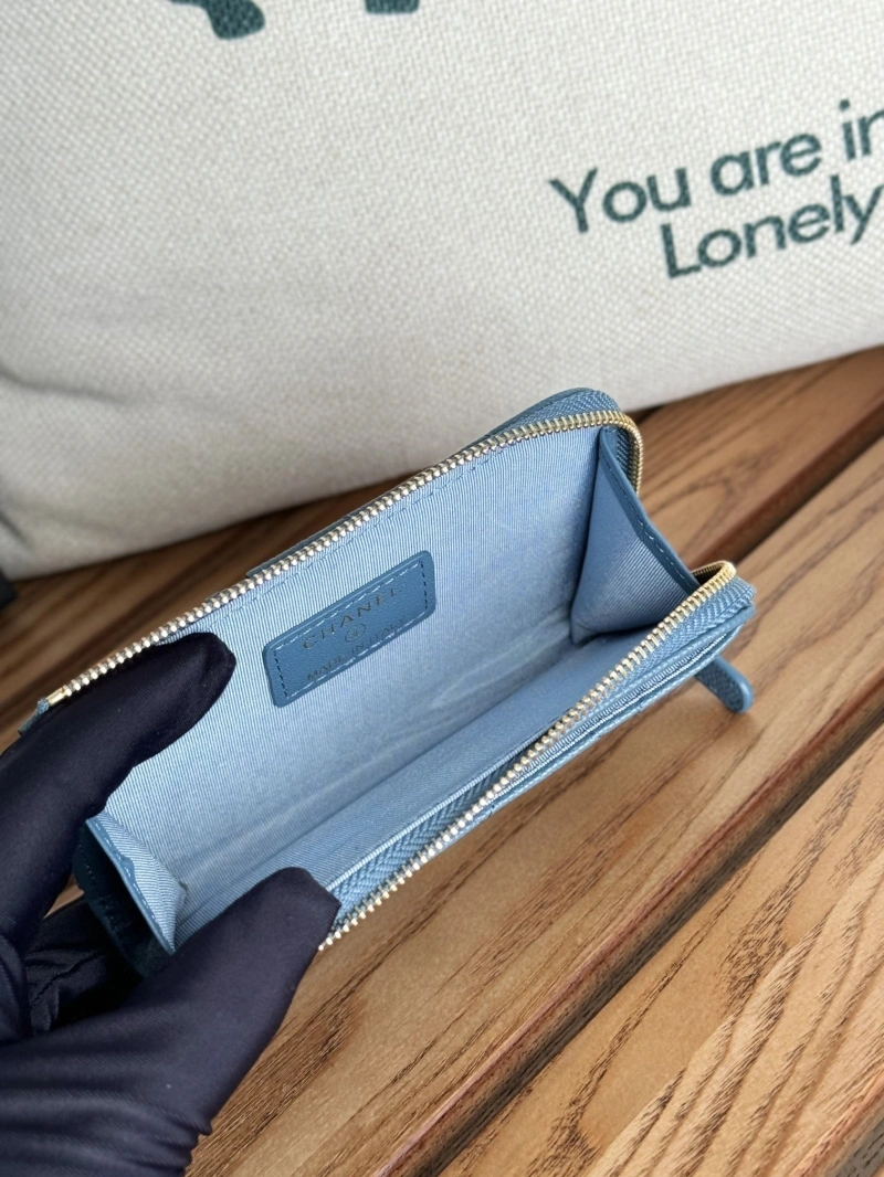 Ch**el wallets 4081-0253
