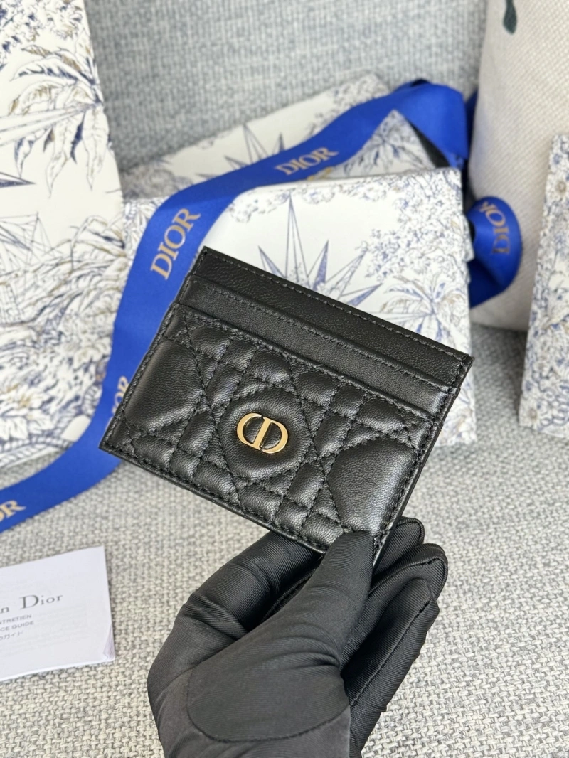 D10r wallets 4081-0568