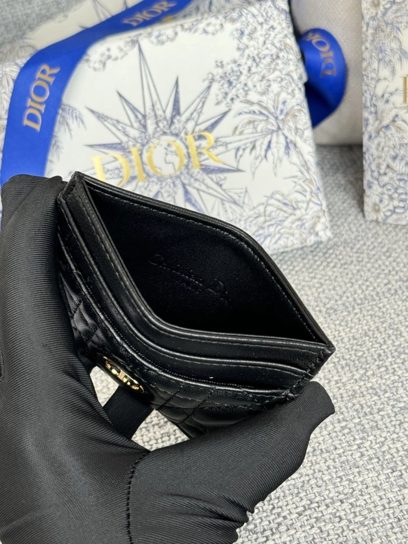 D10r wallets 4081-0568