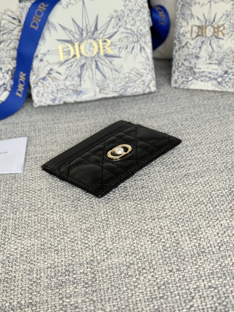 D10r wallets 4081-0569