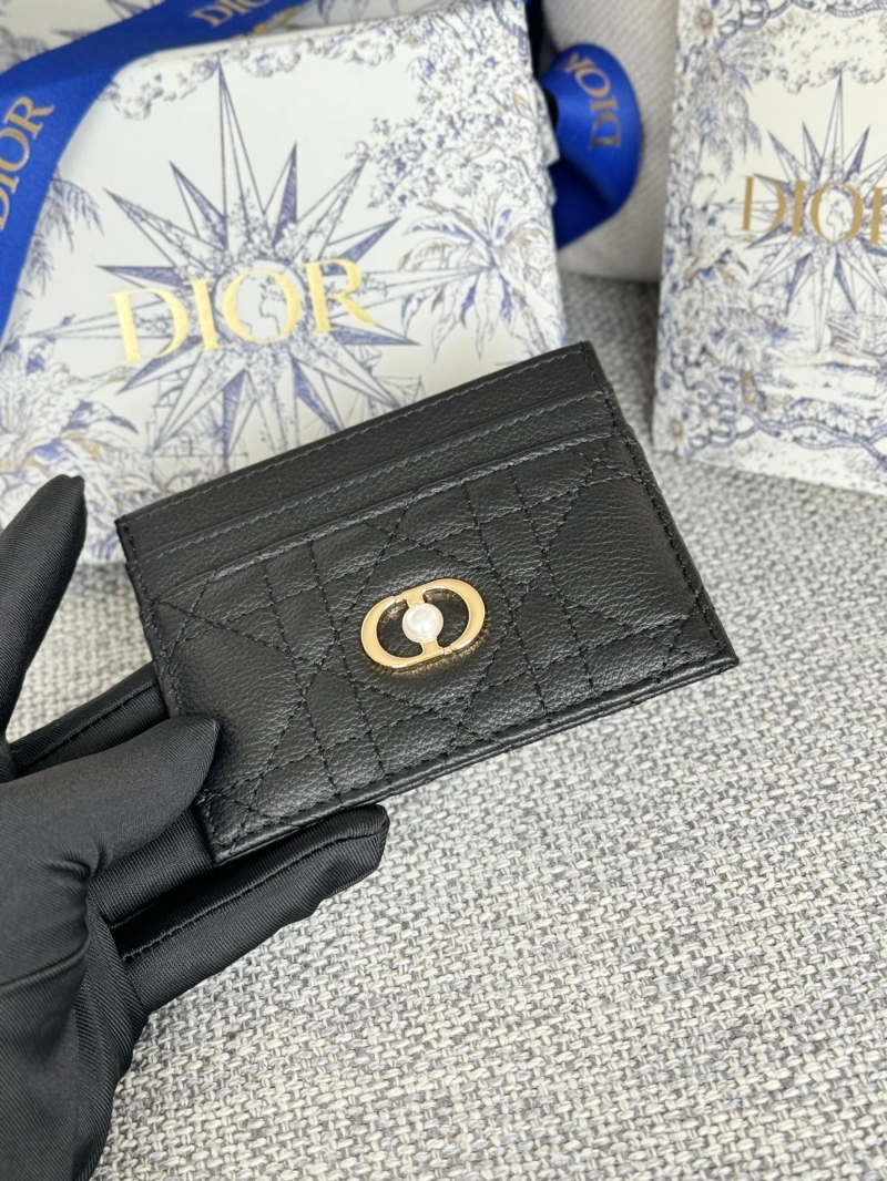 D10r wallets 4081-0569