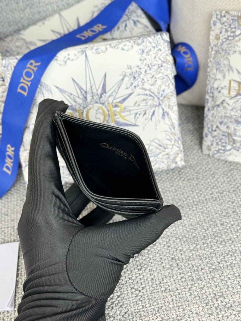 D10r wallets 4081-0569