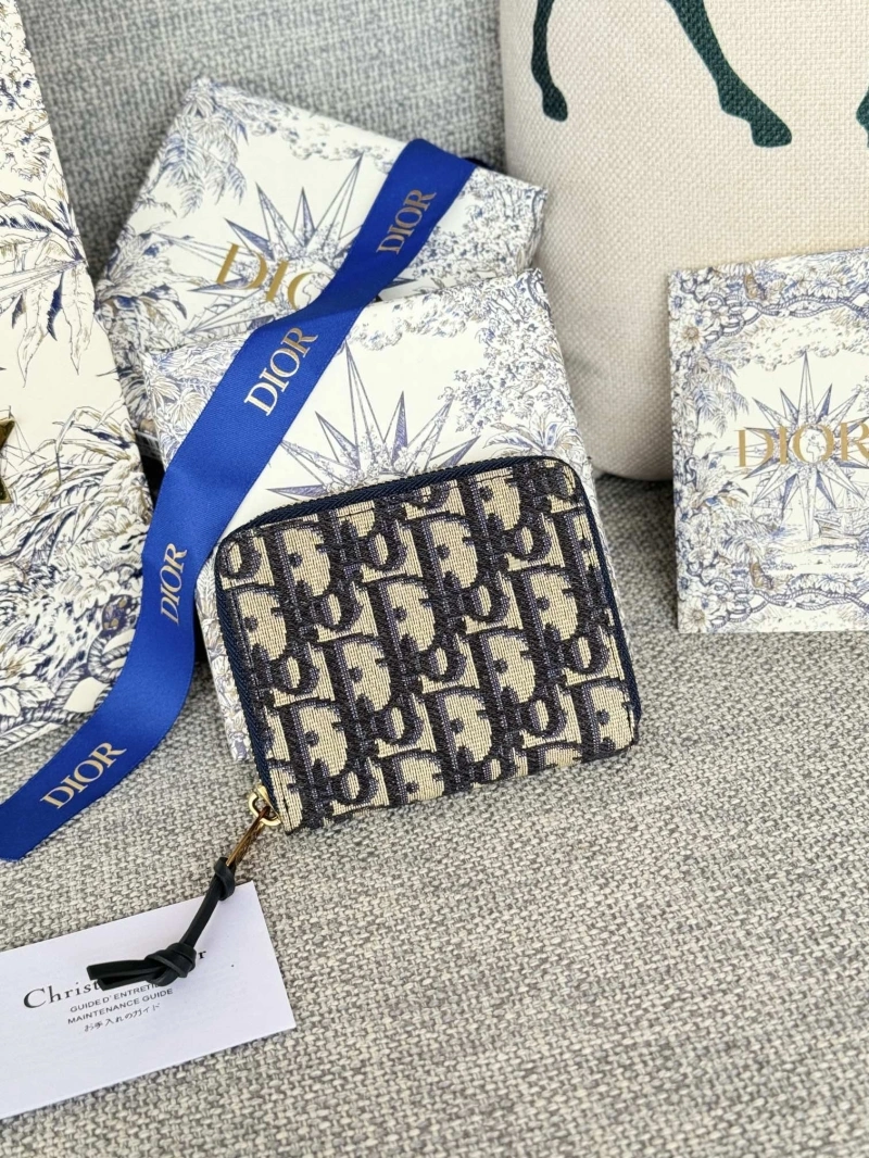 D10r wallets 4081-0573