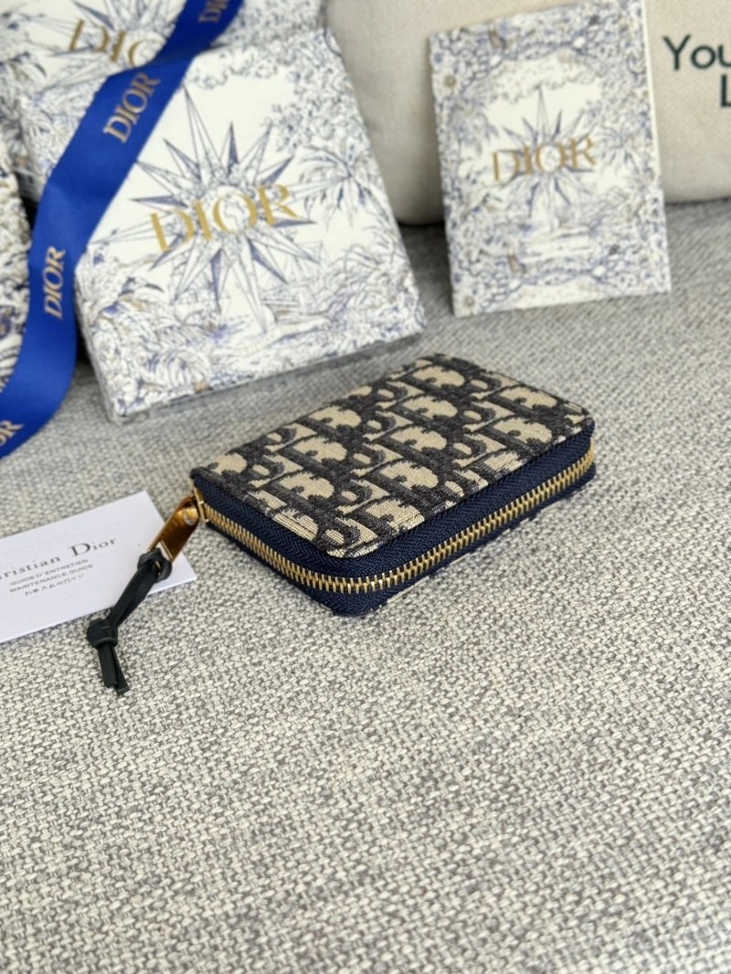 D10r wallets 4081-0573