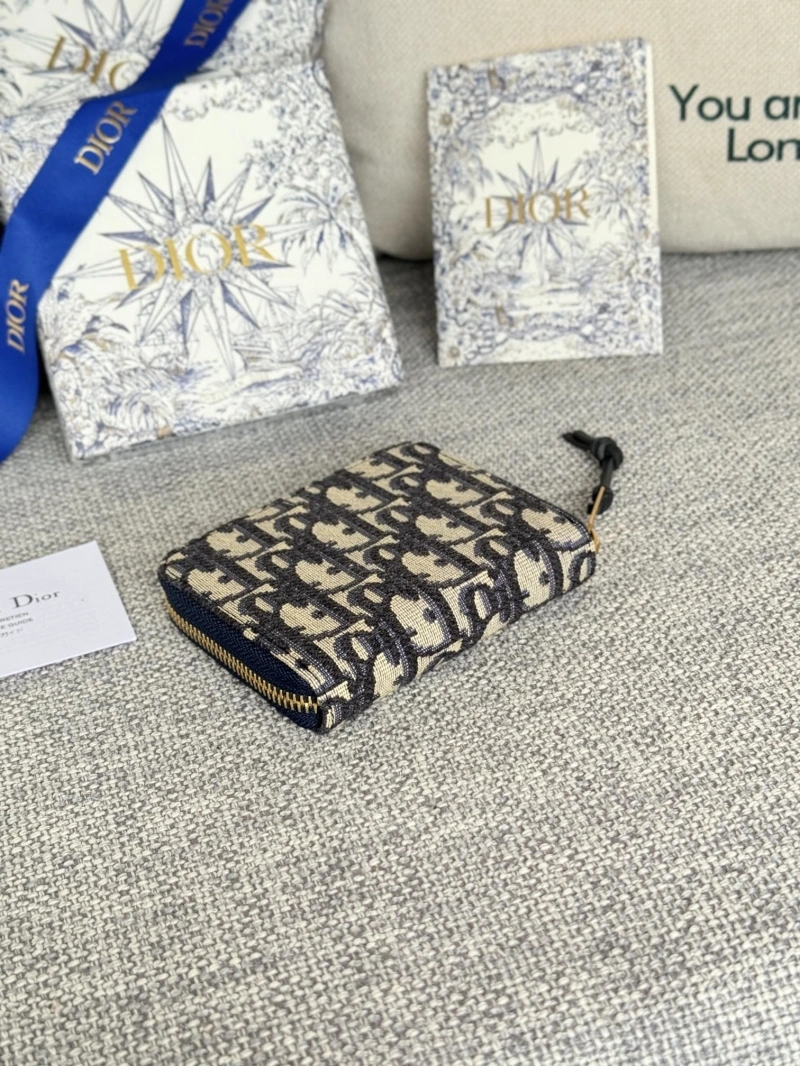 D10r wallets 4081-0573