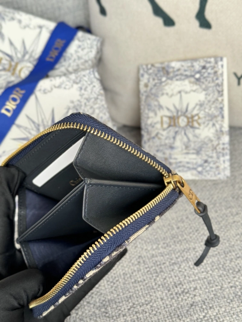 D10r wallets 4081-0573