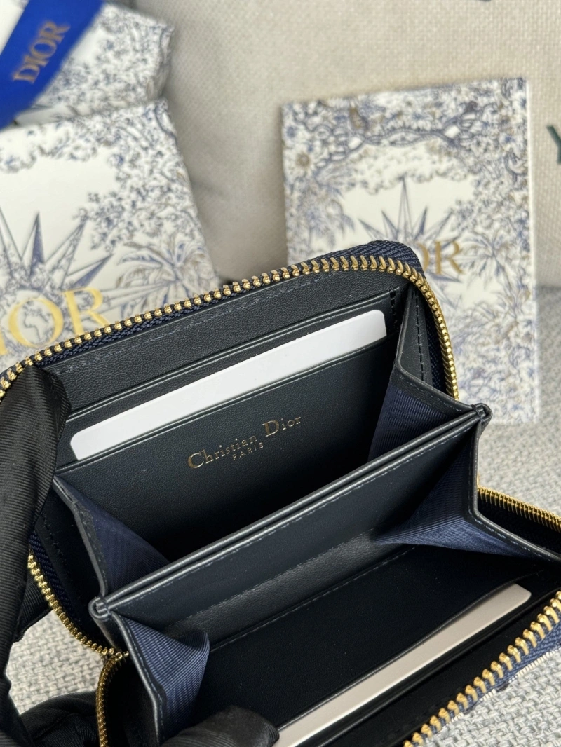 D10r wallets 4081-0573