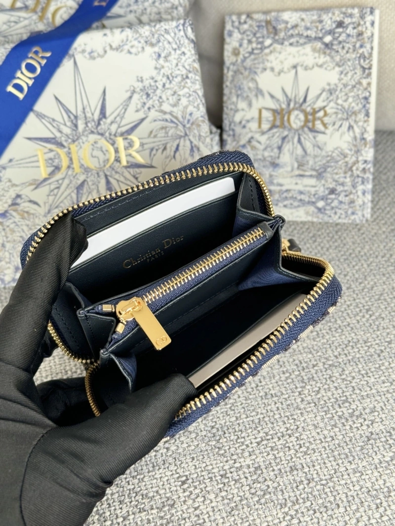 D10r wallets 4081-0575