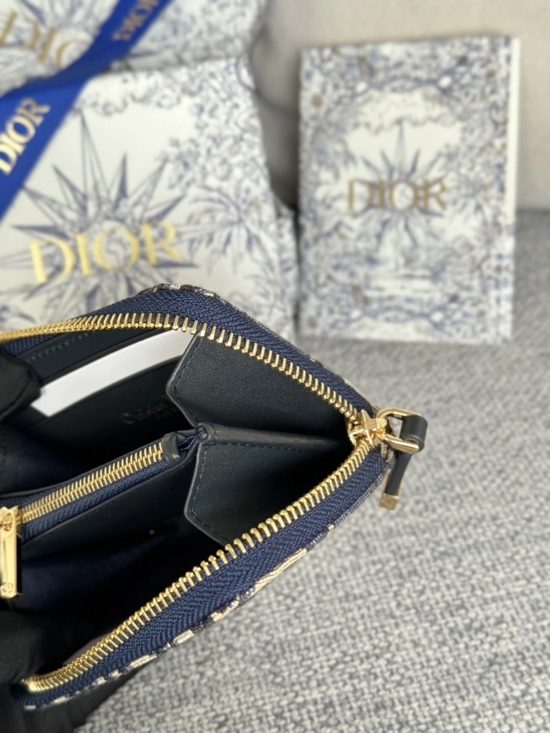 D10r wallets 4081-0575