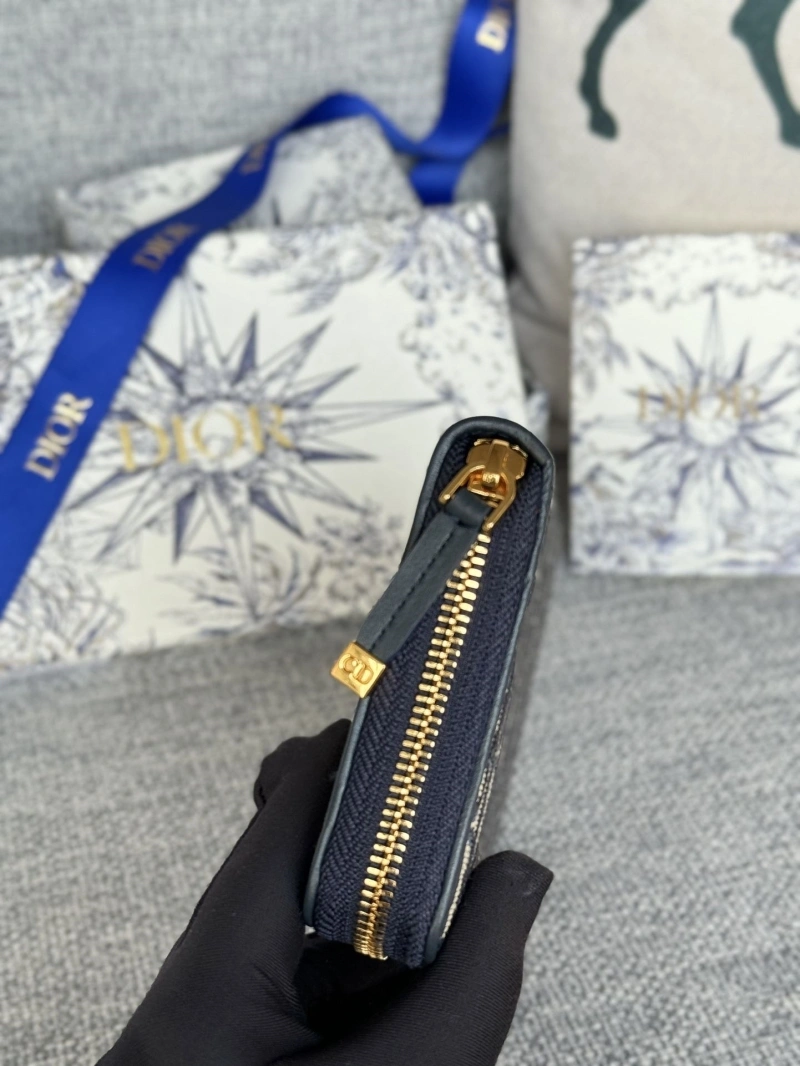 D10r wallets 4081-0577