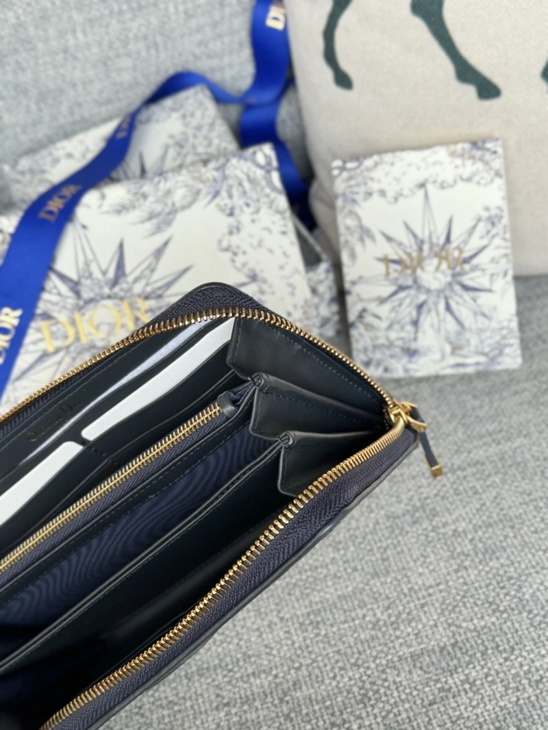 D10r wallets 4081-0577