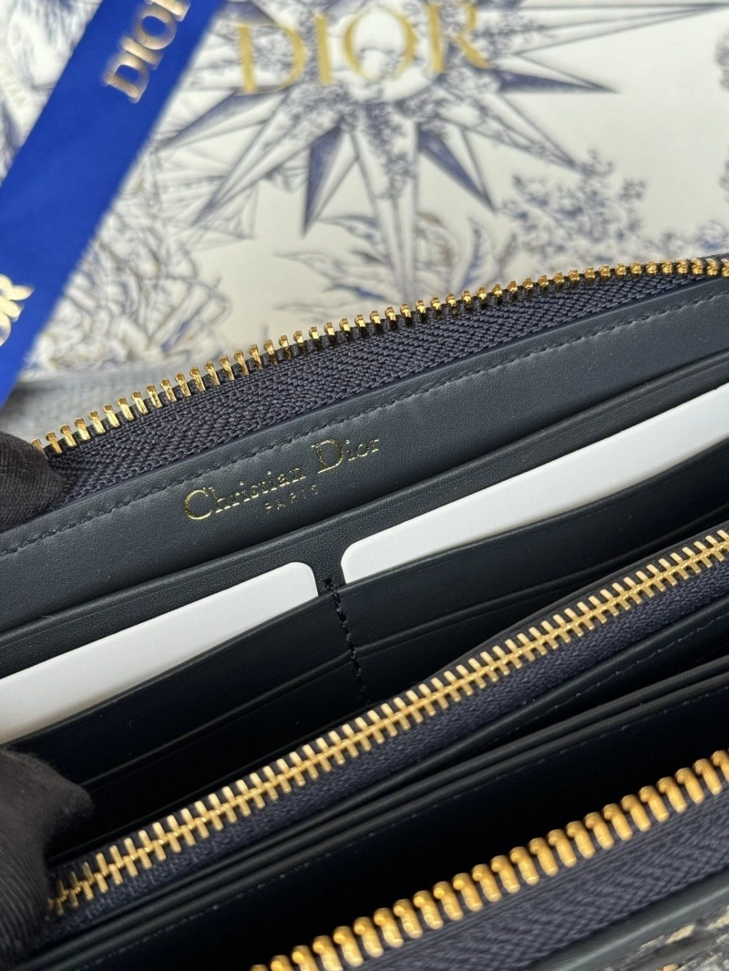 D10r wallets 4081-0577
