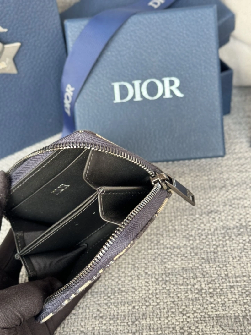 D10r wallets 4081-0586