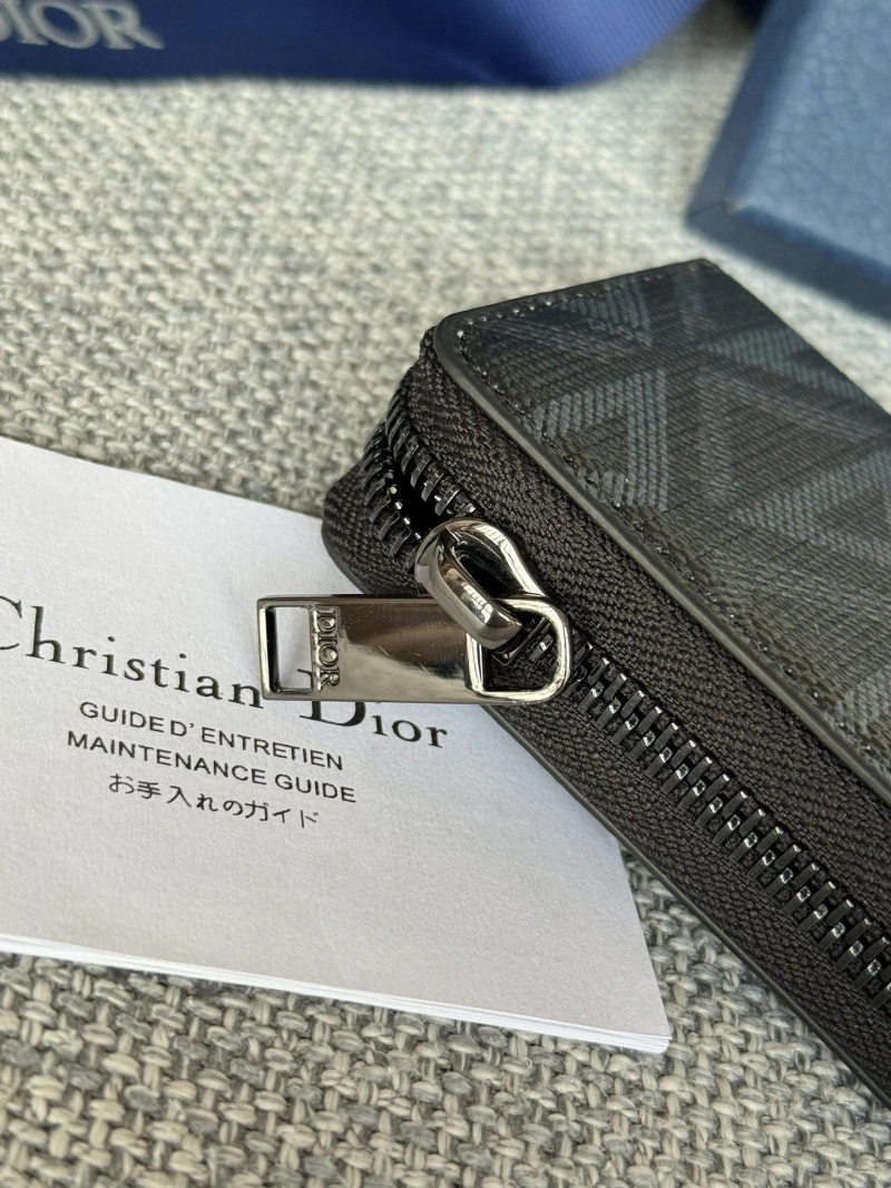 D10r wallets 4081-0587