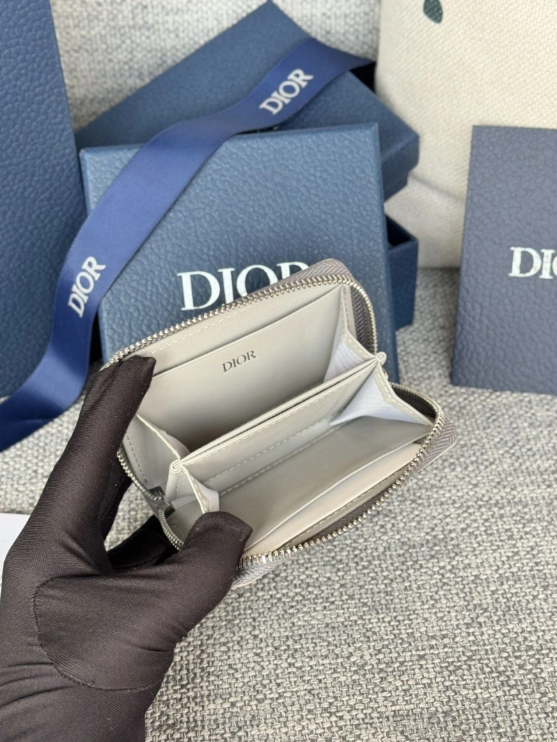 D10r wallets 4081-0588