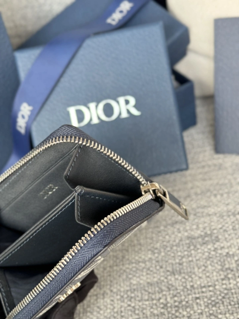 D10r wallets 4081-0589