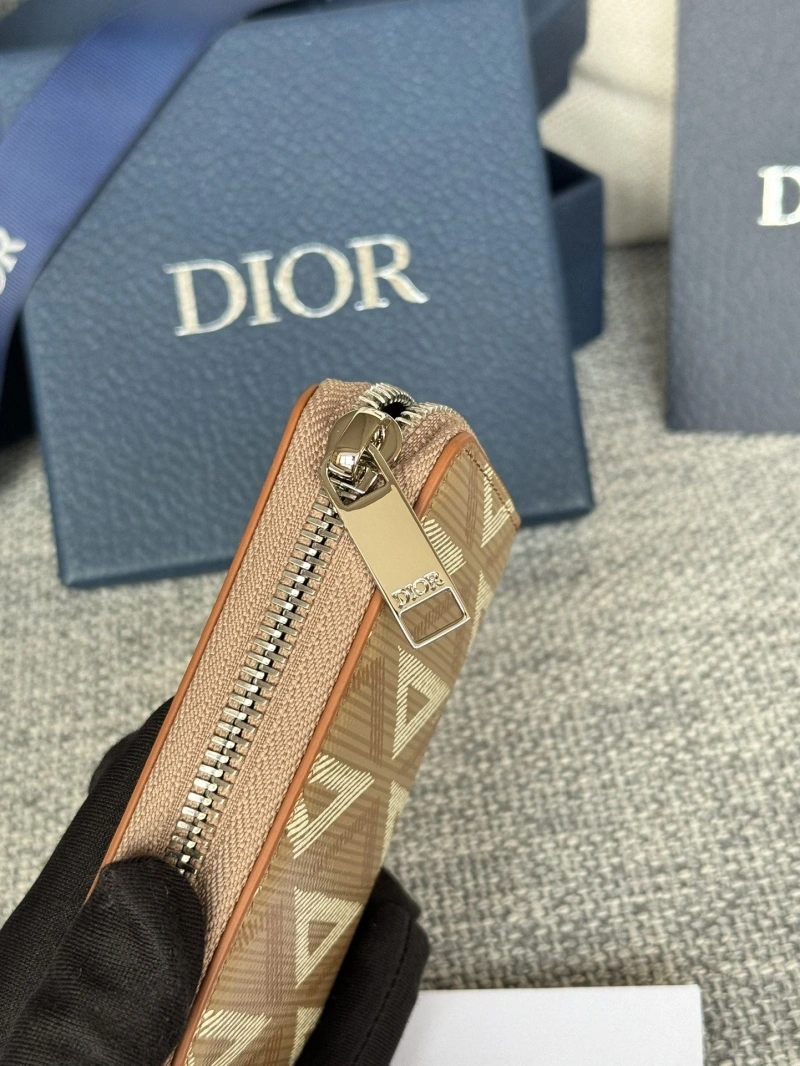 D10r wallets 4081-0590