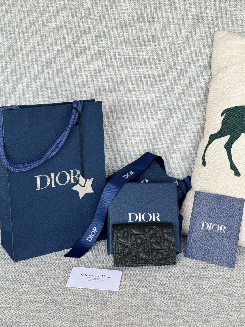 D10r wallets 4081-0591