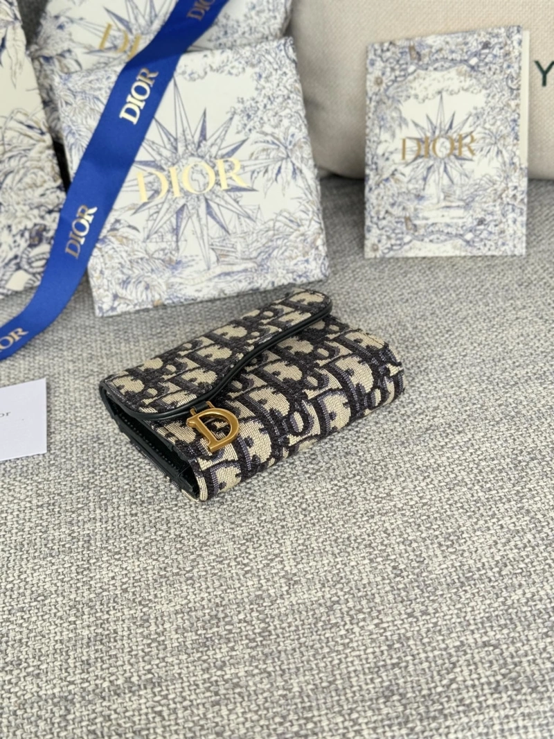 D10r wallets 4081-0592