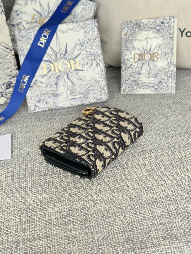 D10r wallets 4081-0592