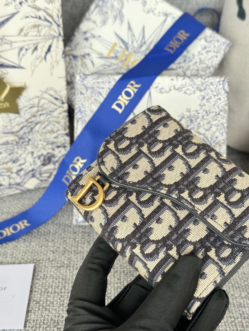 D10r wallets 4081-0592