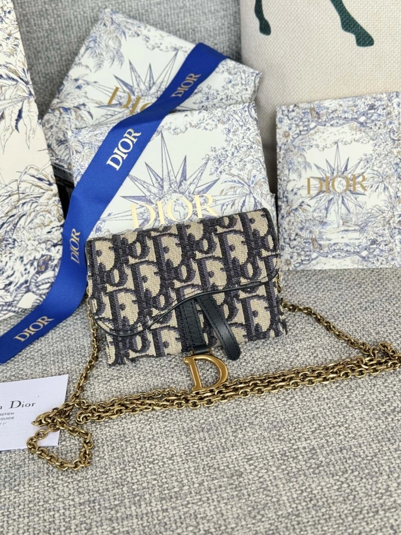 D10r wallets 4081-0594