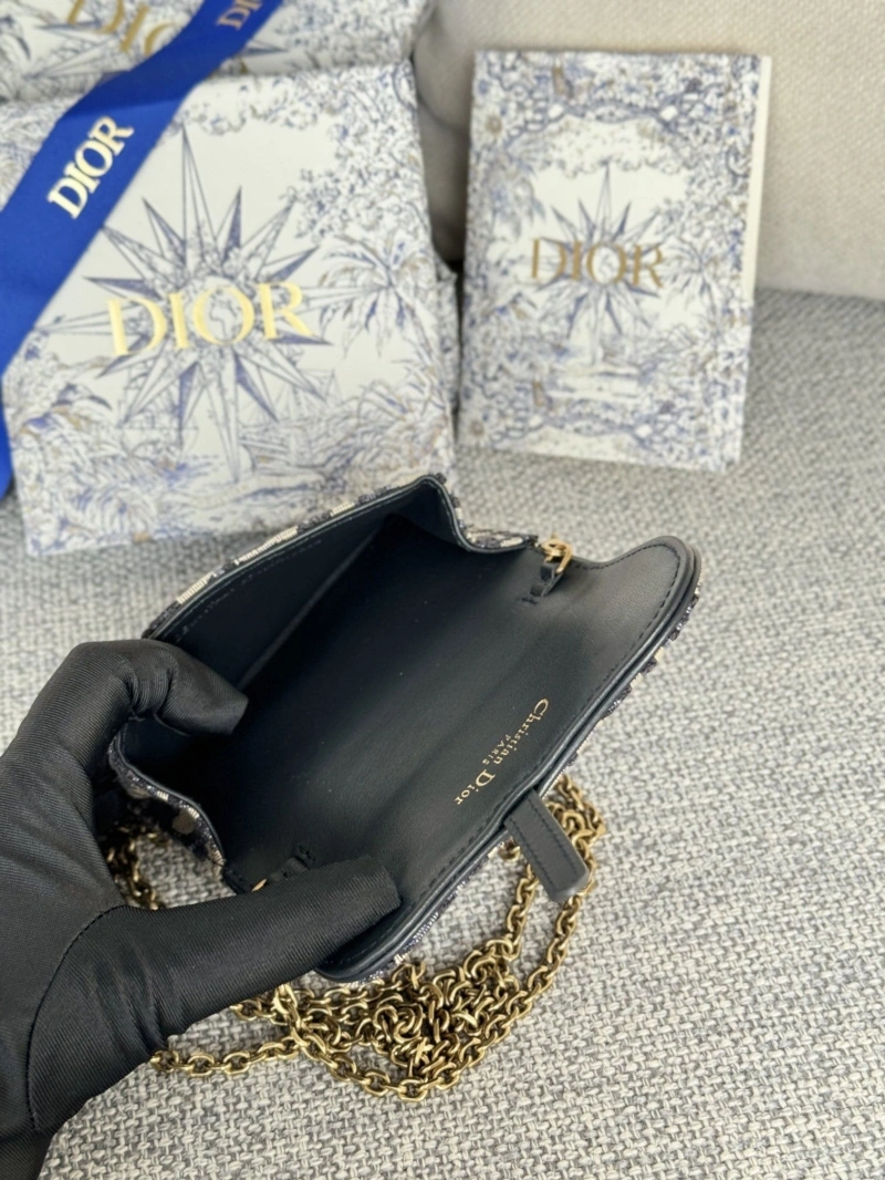 D10r wallets 4081-0594