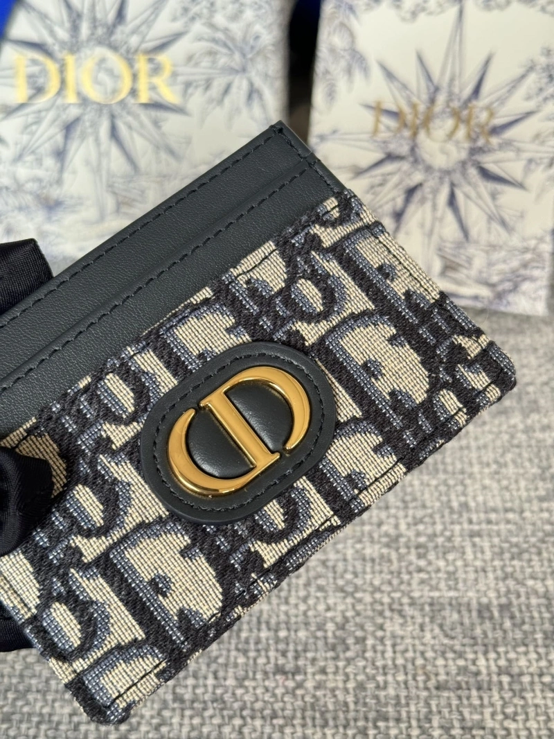 D10r wallets 4081-0600