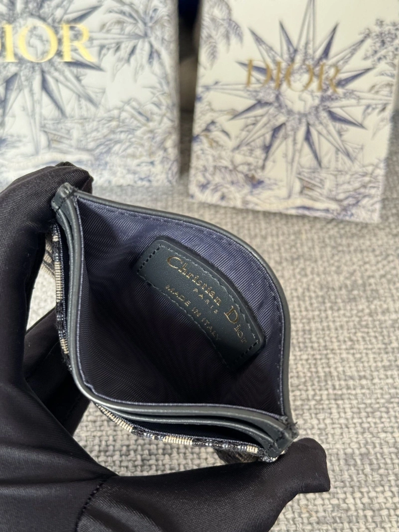 D10r wallets 4081-0600