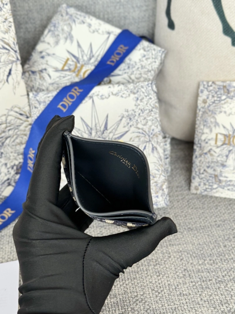 D10r wallets 4081-0604