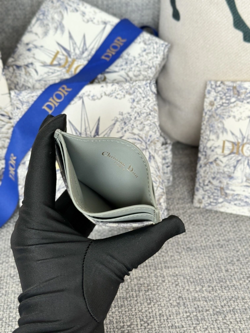 D10r wallets 4081-0605
