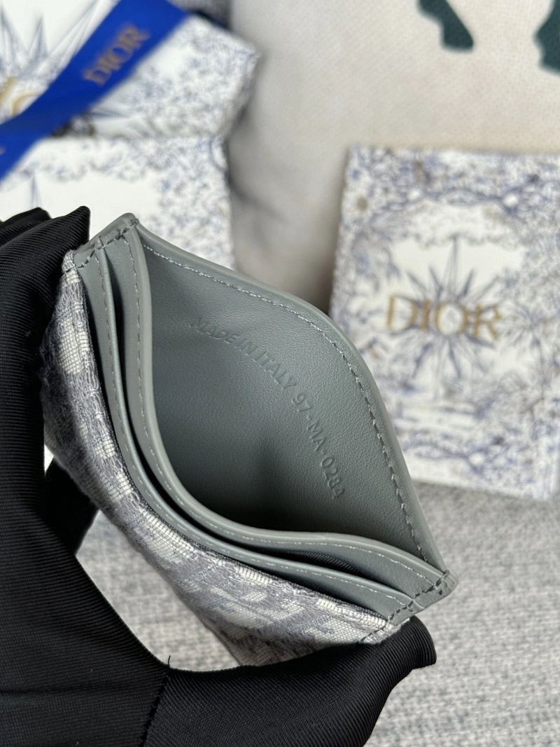 D10r wallets 4081-0605