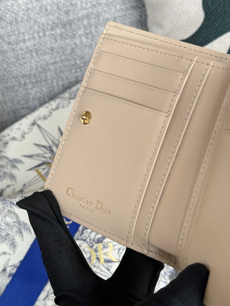 D10r wallets 4081-0612