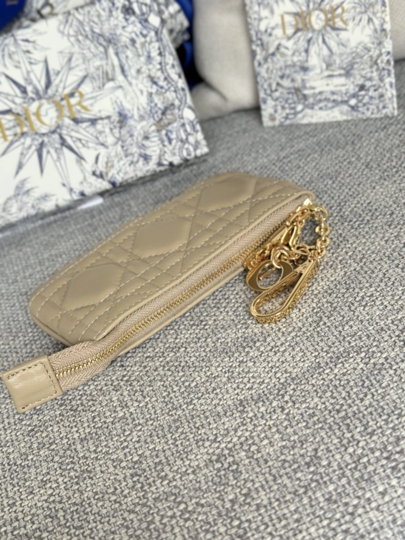 D10r wallets 4081-0614