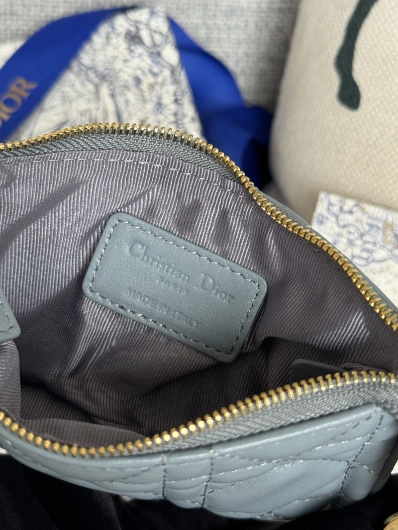 D10r wallets 4081-0615