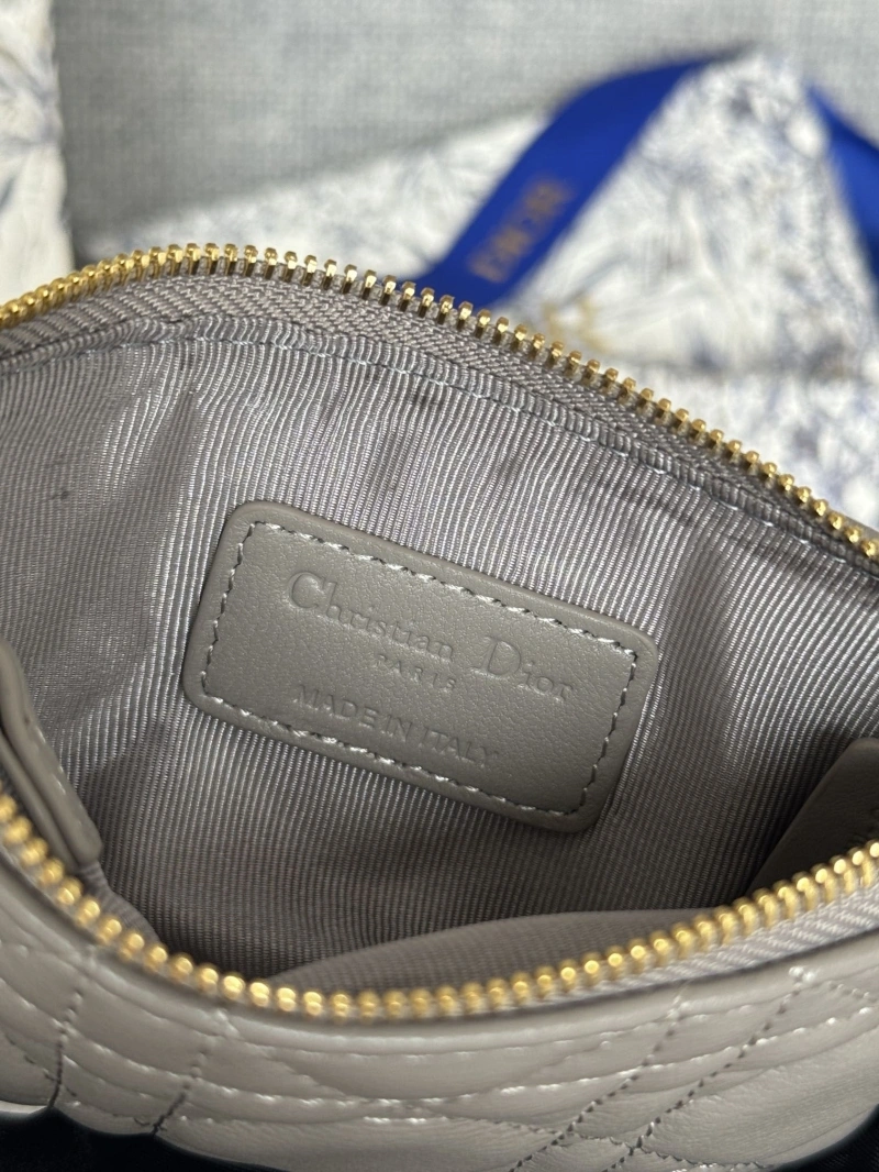 D10r wallets 4081-0616
