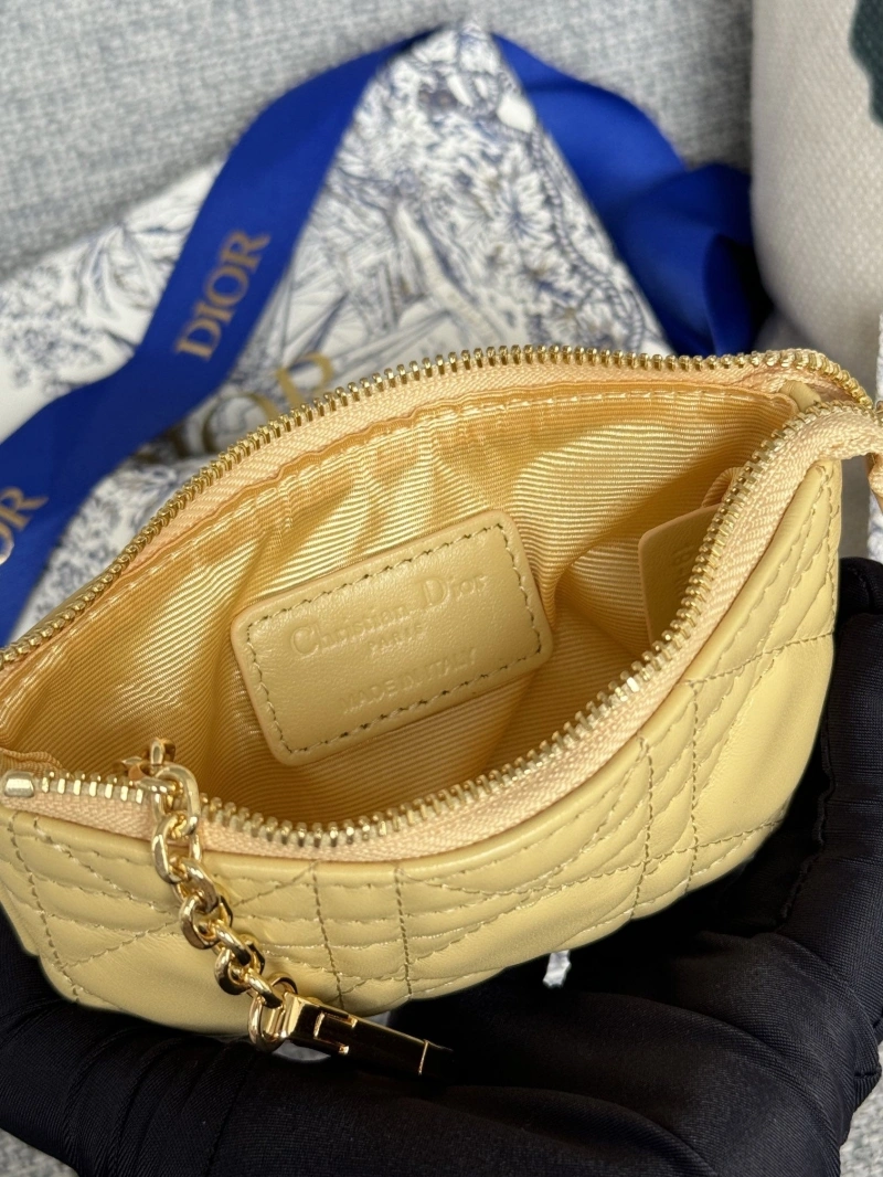 D10r wallets 4081-0617