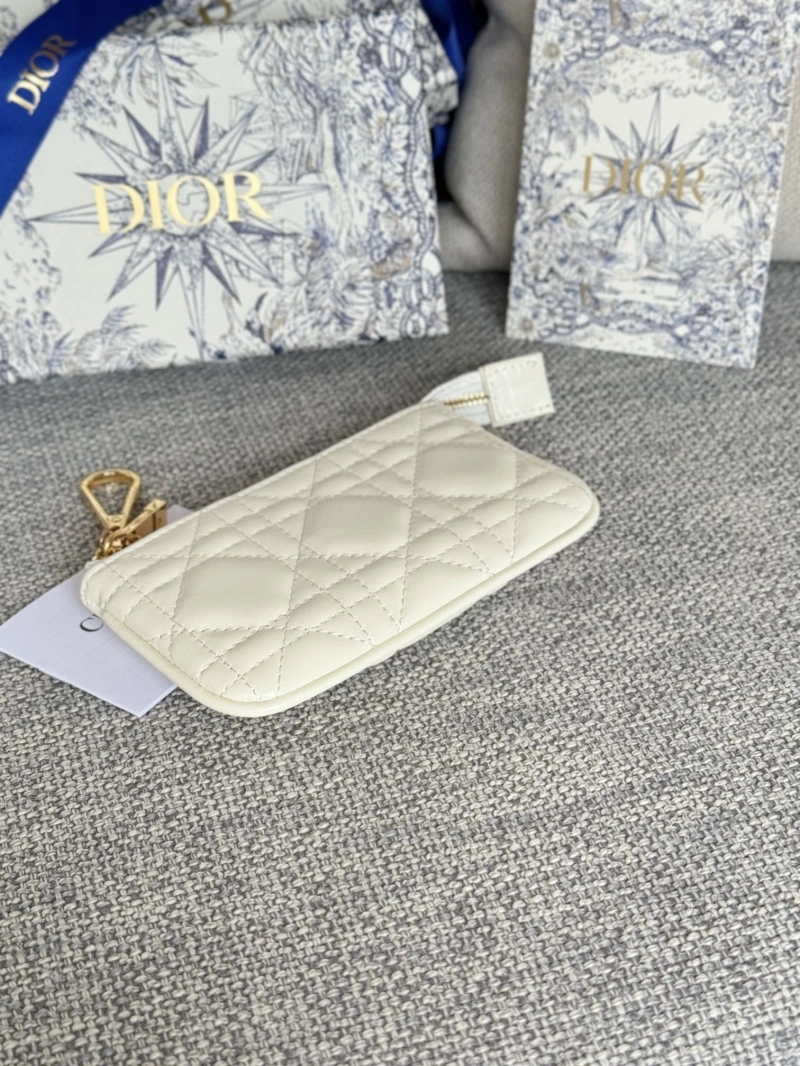 D10r wallets 4081-0618