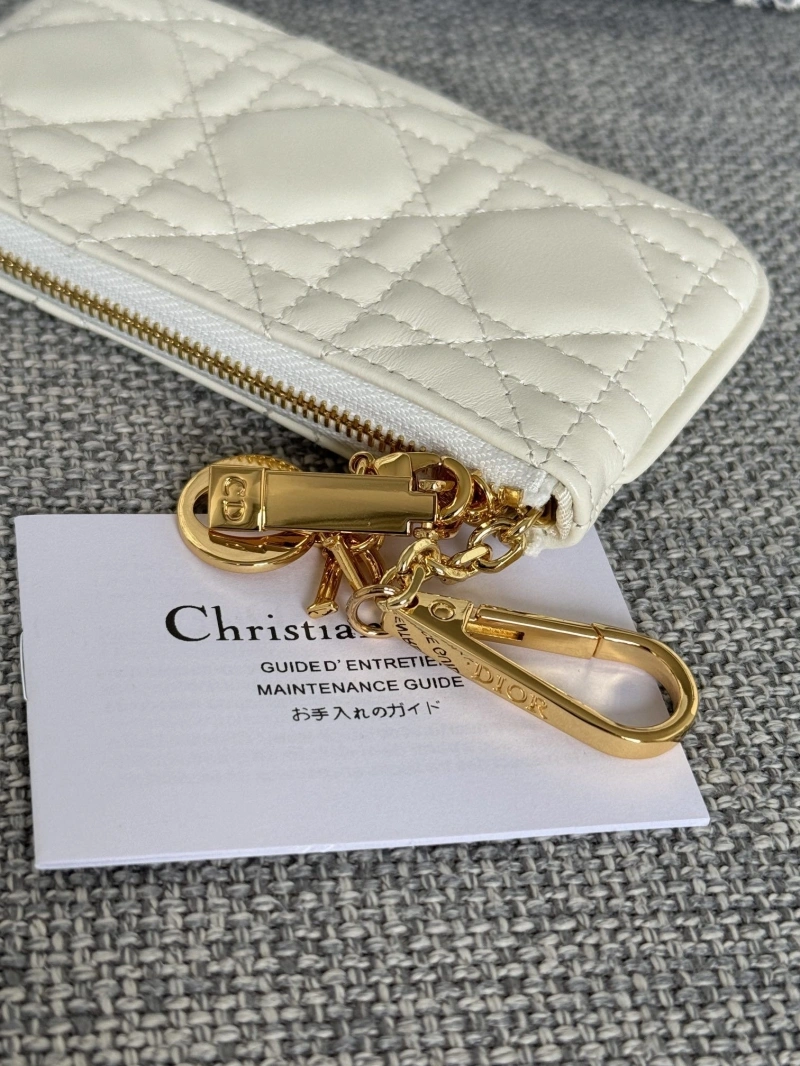 D10r wallets 4081-0618