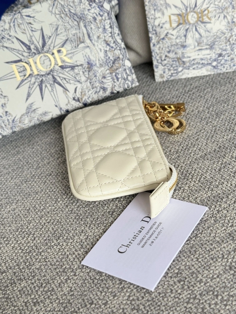 D10r wallets 4081-0618