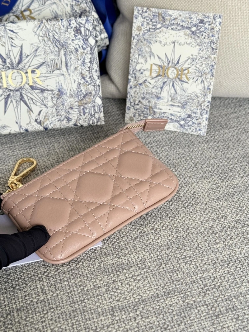 D10r wallets 4081-0619
