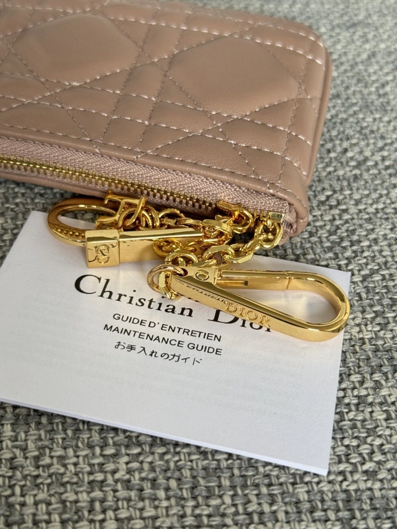 D10r wallets 4081-0619
