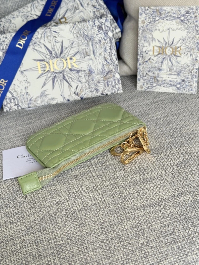 D10r wallets 4081-0620