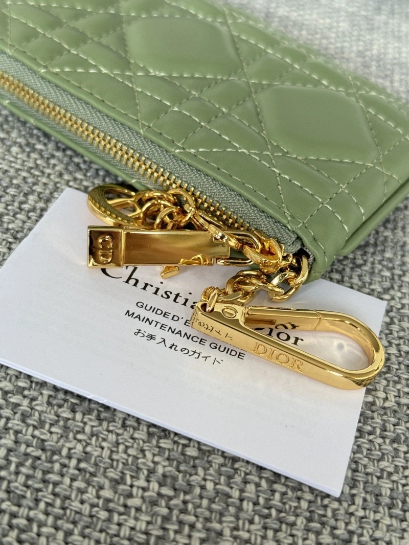 D10r wallets 4081-0620