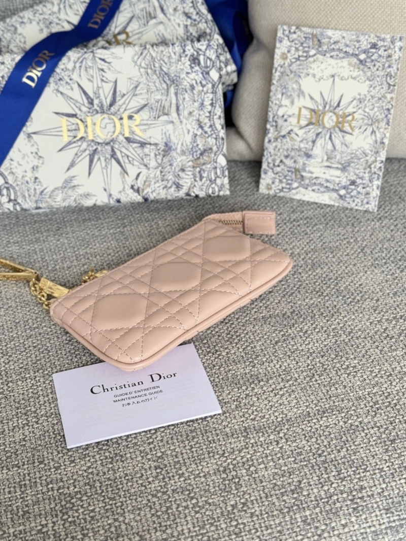D10r wallets 4081-0621