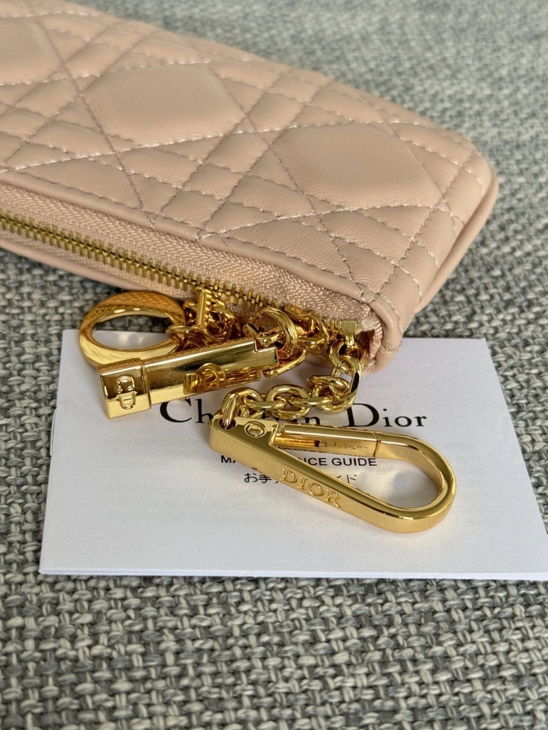 D10r wallets 4081-0621