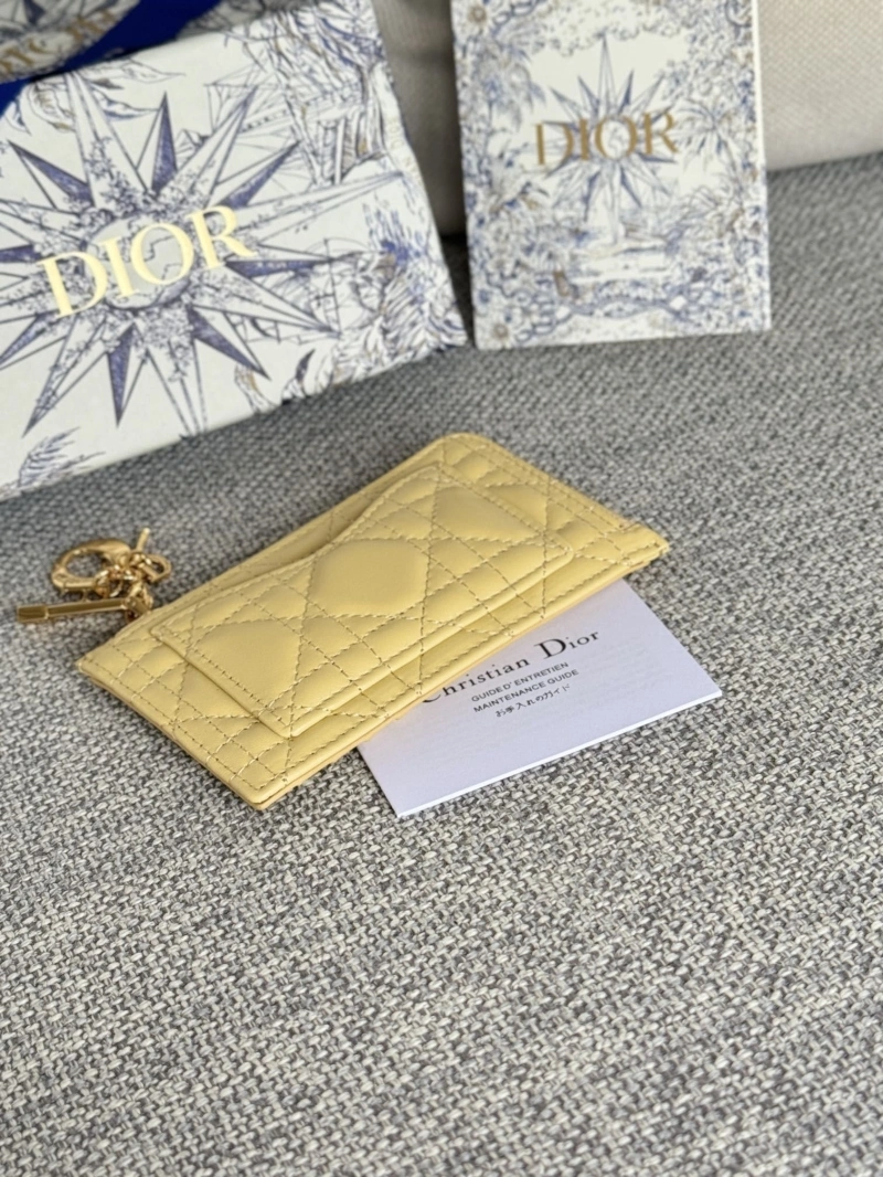 D10r wallets 4081-0624