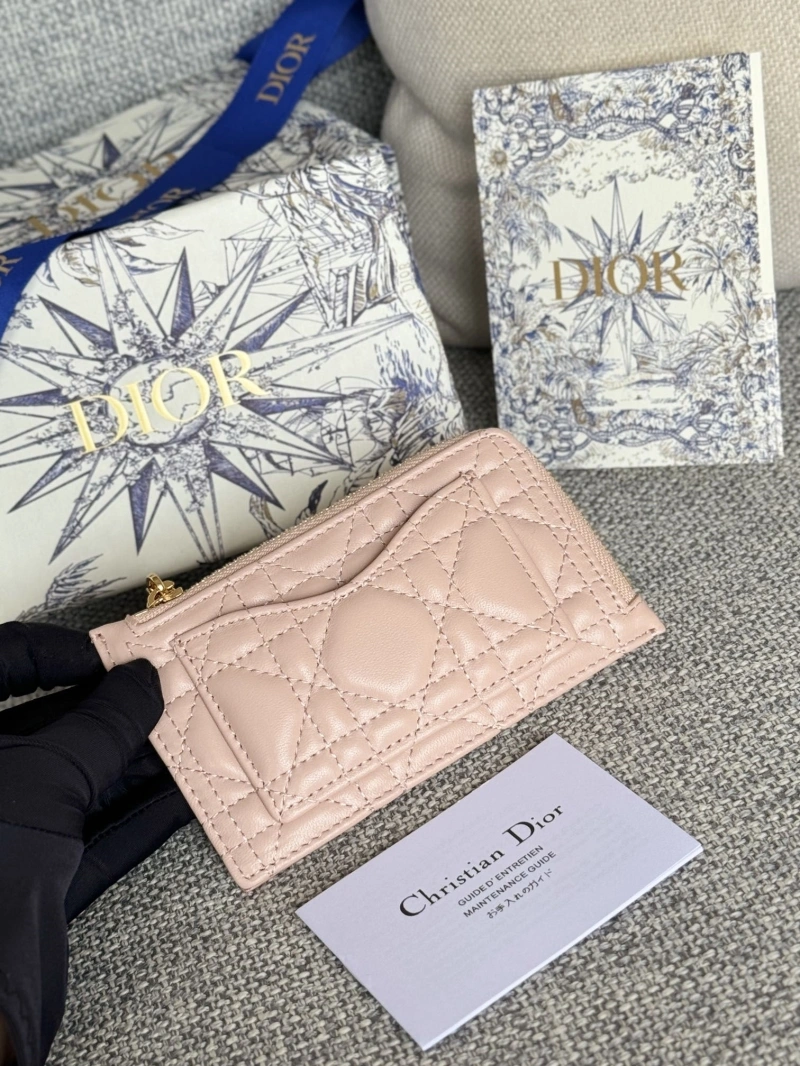 D10r wallets 4081-0625